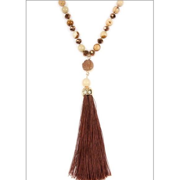 PRICE DROP Brown Beaded Tassle Necklace! - Picture 2 of 2